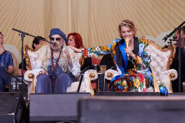 Intergenerational music duets, such as Brandi Carlile and Joni Mitchell at the Newport Folk Festival, promote many health benefits: mental, physical, and social healing!